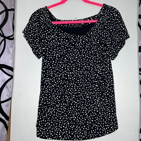 J. Jill Wearever Collection Women's Lightweight Polka Dot Casual Blouse - Picture 1 of 10
